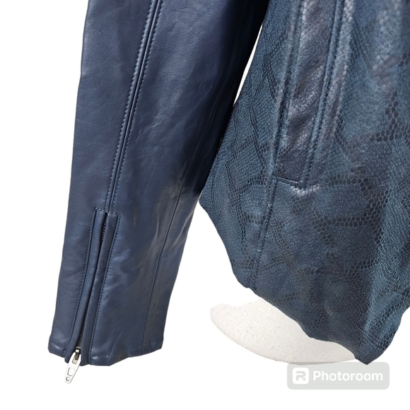 Blank NYC Anthropologie Faux Leather Reptile Print Blue Zippered Moto Jacket S - Picture 2 of 7